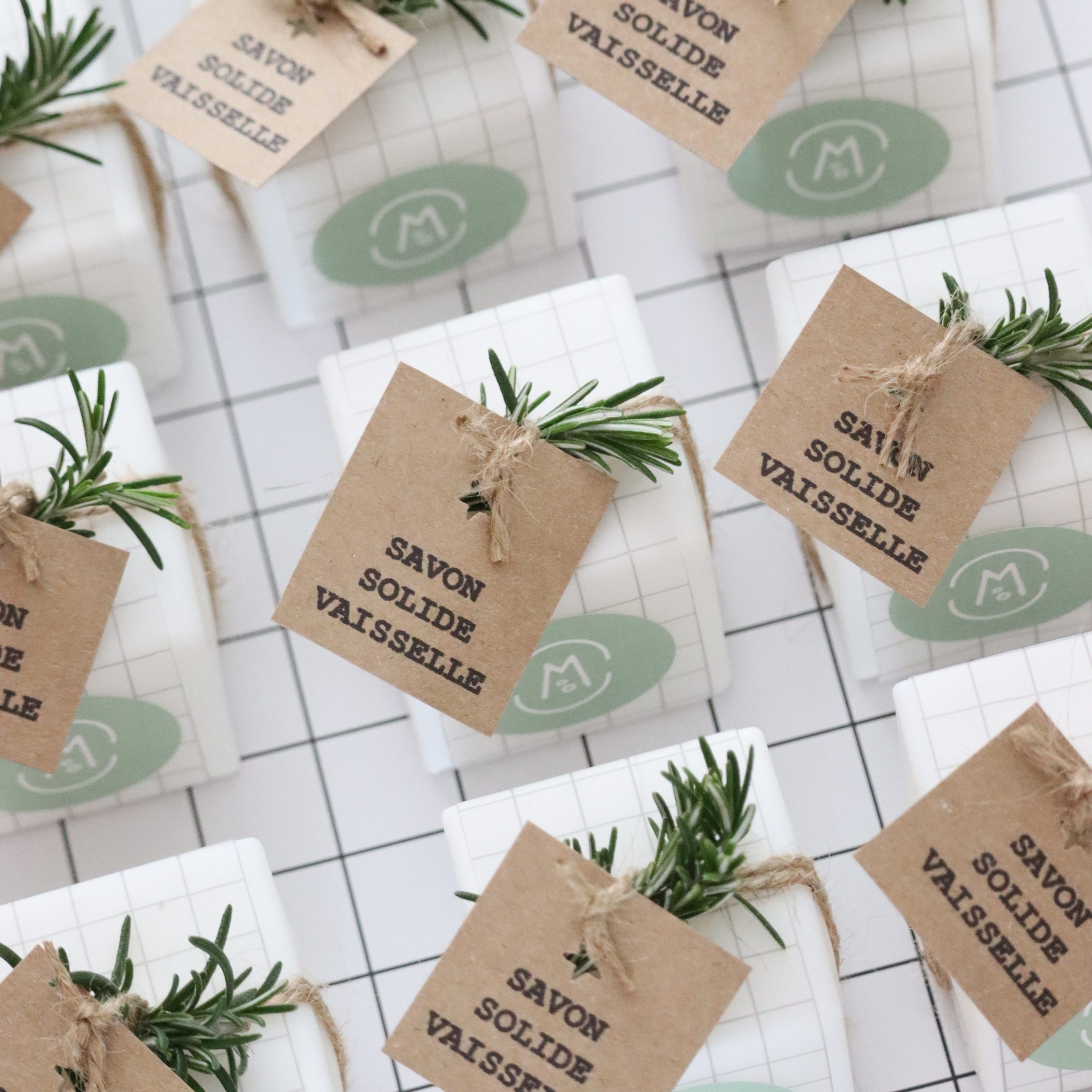 Produit ménager naturel Atelier Maloa - savon vaisselle et pâte nettoyante