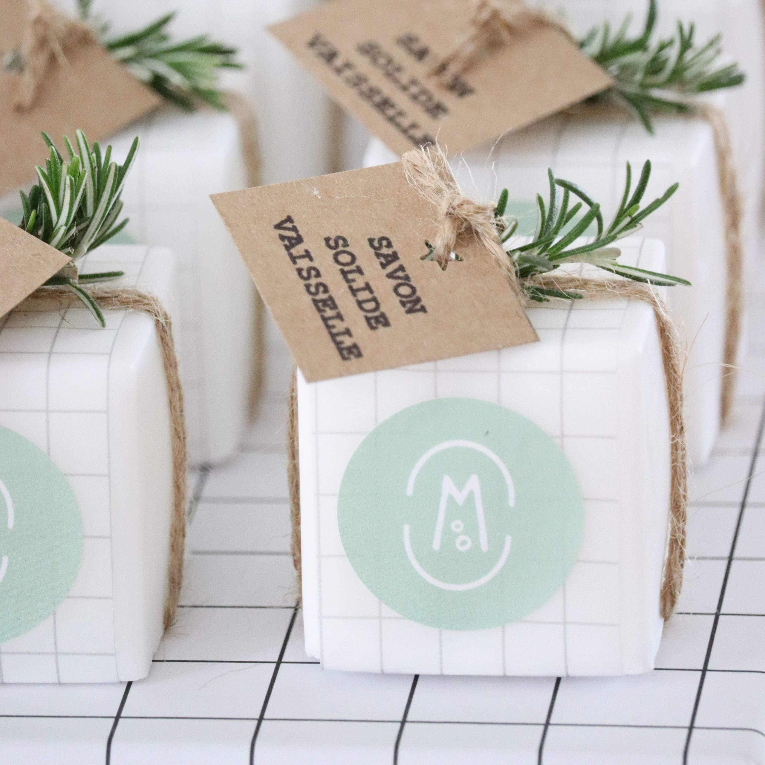 Produit ménager naturel Atelier Maloa - savon vaisselle et pâte nettoyante